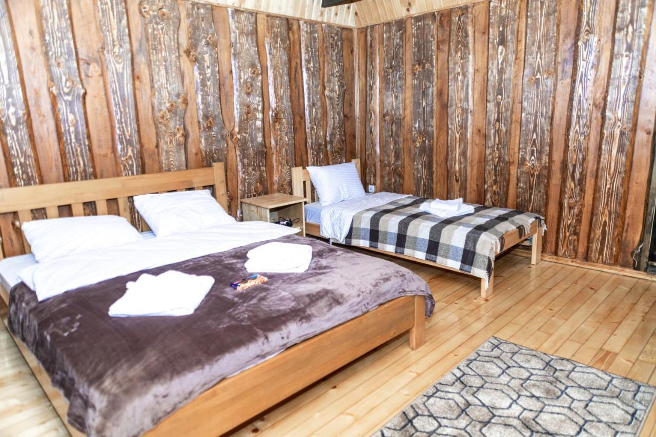 Hotel Wood House à Pilipets Extérieur photo